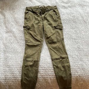 H&M green pants